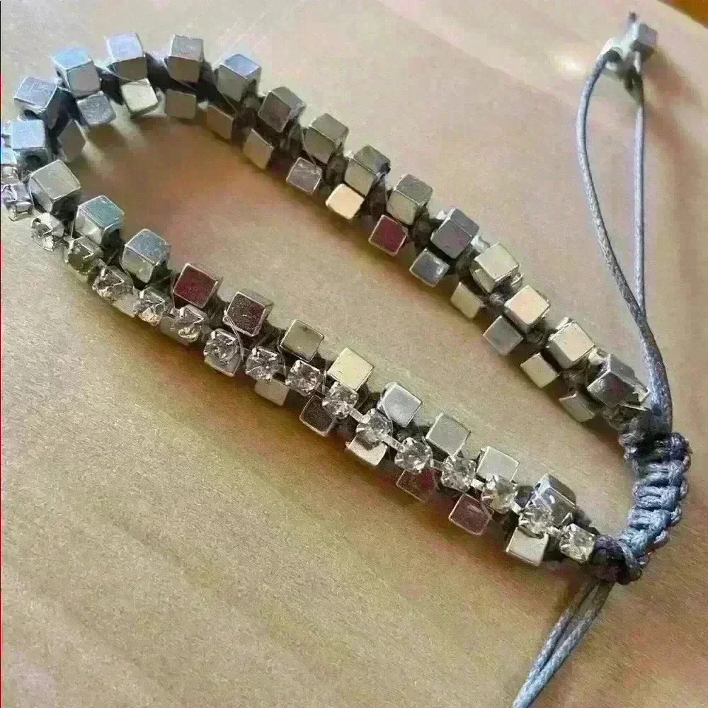 adjustable twine silver and gem bracelet - Picture 11 of 11